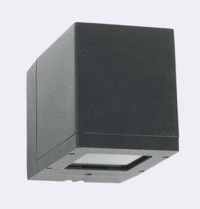 Oprawa zewnętrzna NORLYS VOSS KINKIET ROZSYŁ GÓRA-DÓŁ SZEROKI KĄT